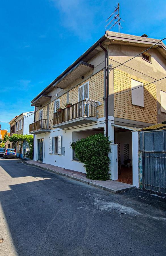 Vacanze A Colori Porto Recanati Exterior foto